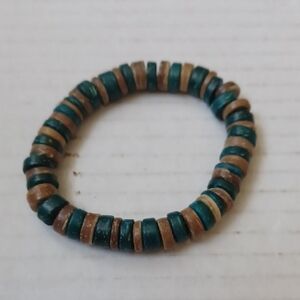 $4 Add-on Beaded Bracelet in Green & Tan